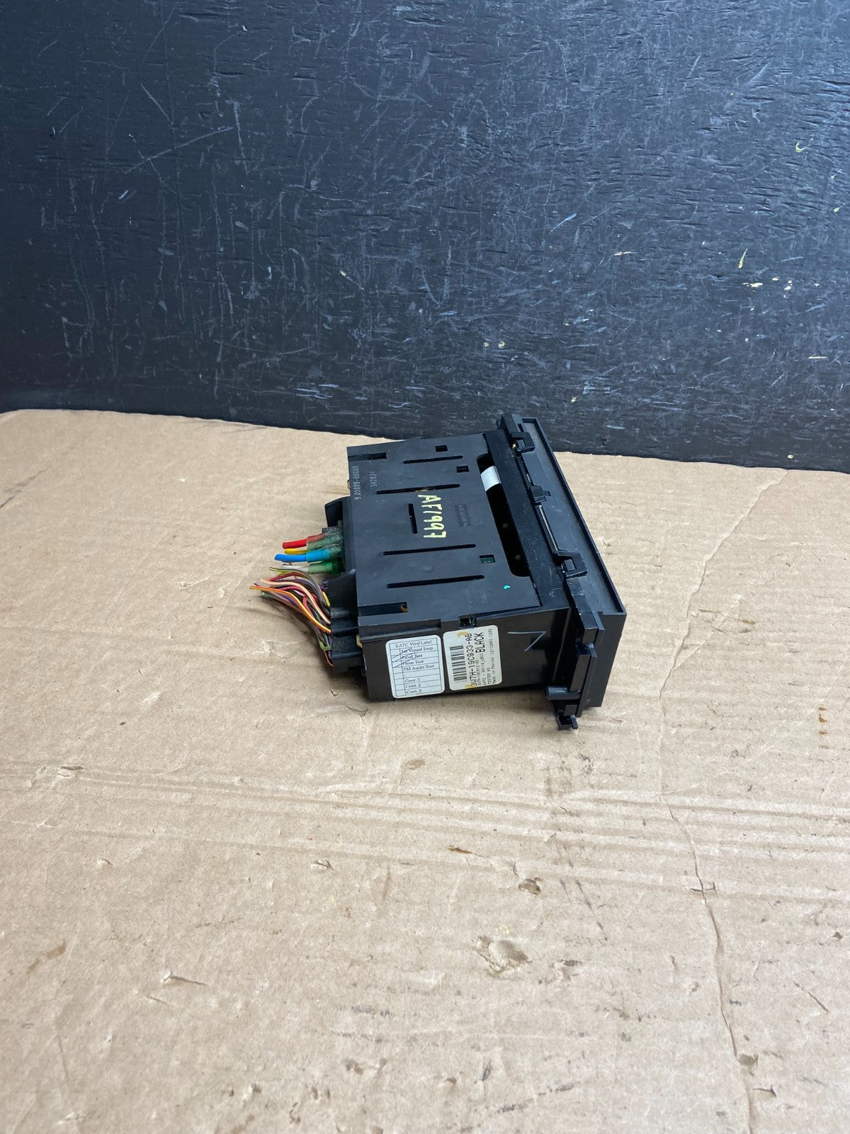 2003 to 2011 Ford Crown Victoria Marquis A/C Heater Climate Control AF1997 DG1