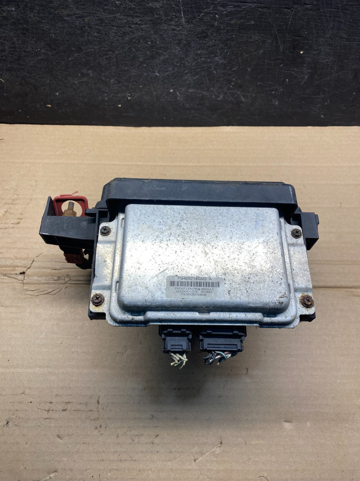 2006 2007 Dodge Charger Fuse Box Body Control Module BCM AH9588 DG2