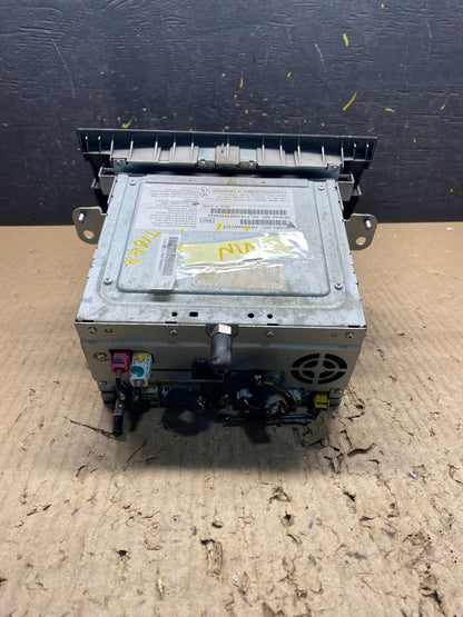 2010 to 2012 Lincoln Mkt Navigation Radio Climate Control Panel OEM T1688 PS3
