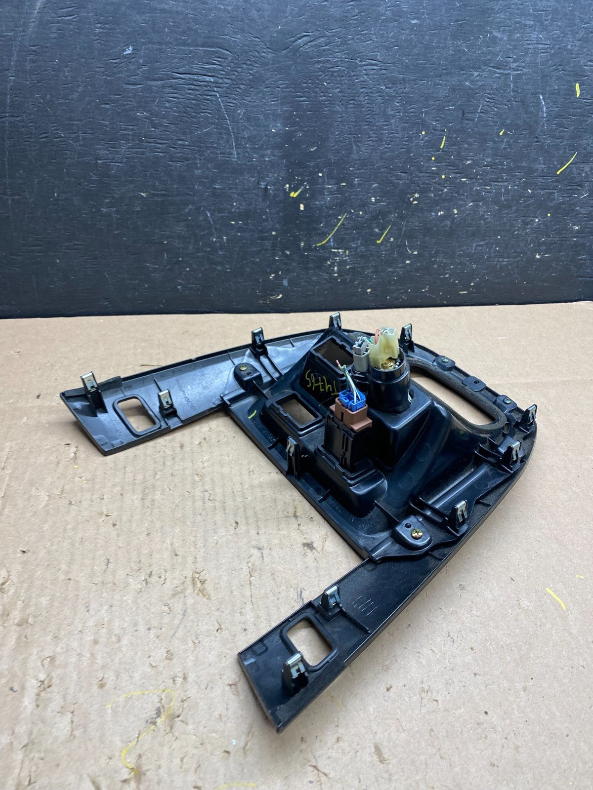 1999 to 2003 Lexus RX300 dash Console Center Shifter Floor Bezel OEM t4765 DG4