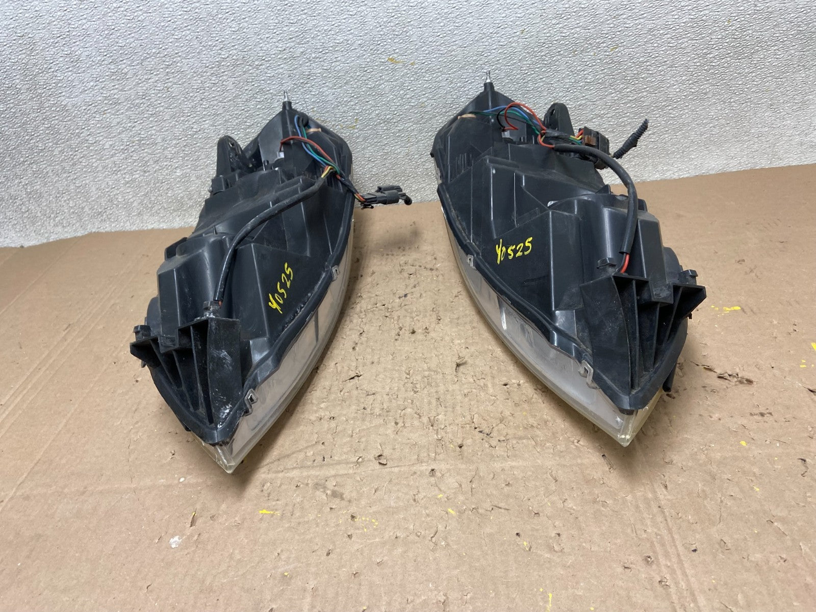 2006 - 2013 Chevrolet Impala Left+Right Set Headlights Halogen Y0525 DW10