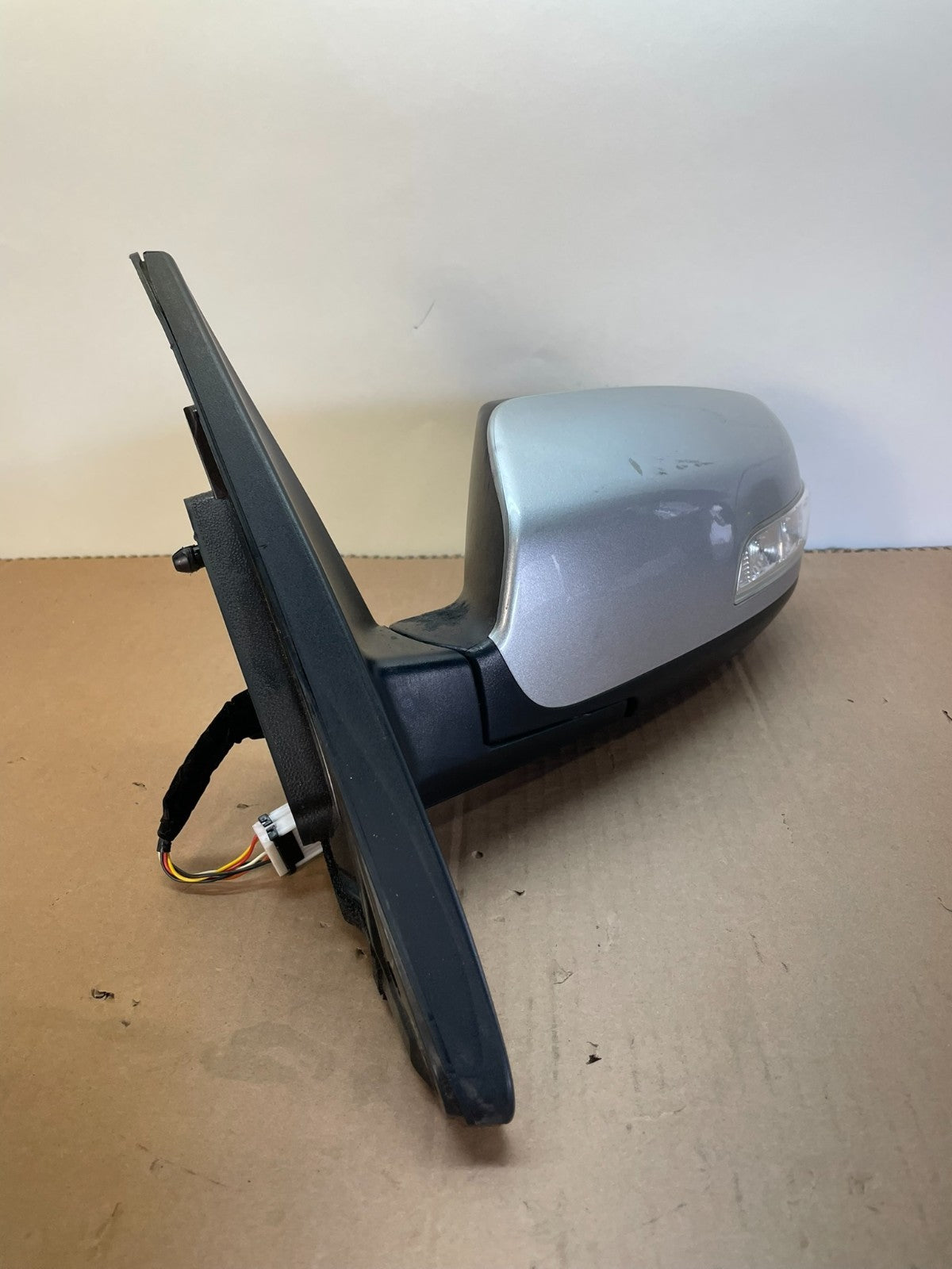2011 - 2015 Kia Sorento Left Driver Lh Side Door Mirror Turn Signal Oe AH8593 DG1