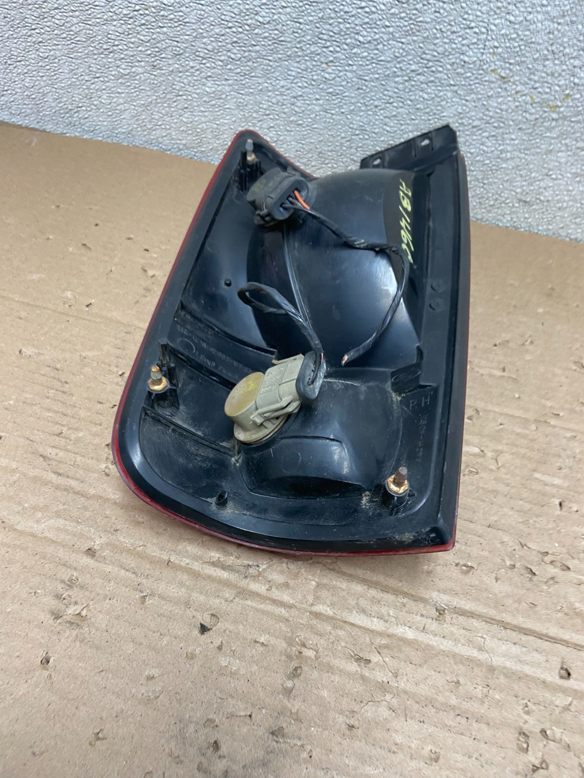1997 to  2002 Ford Expedition Right Passenger RH  Tail light OEM AB1460 LK6