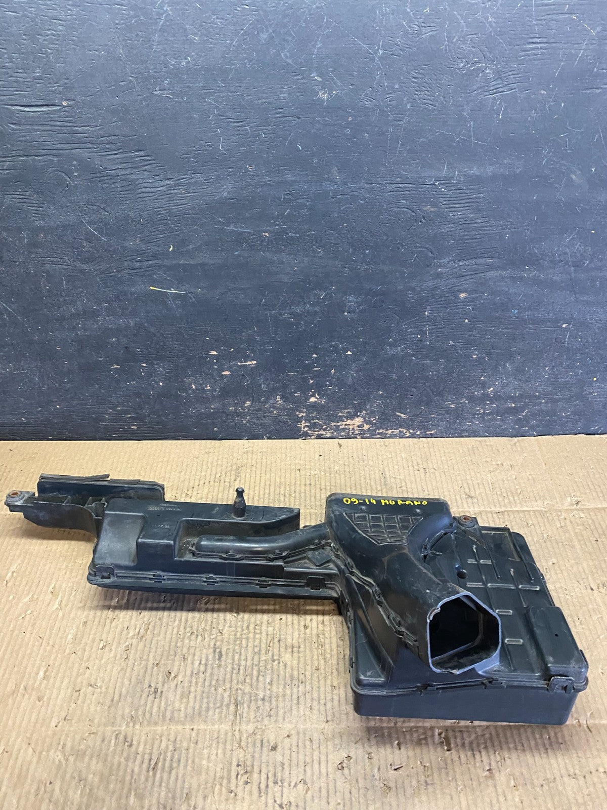 2009 to 2014 Nissan Murano Upper Air Intake Duct T6876 DG5