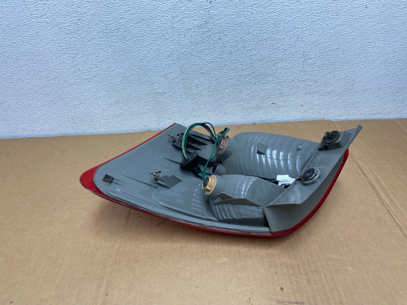 2008 to 2015 Nissan Rogue Left Driver Lh Side Tail Light AC7467 LK4