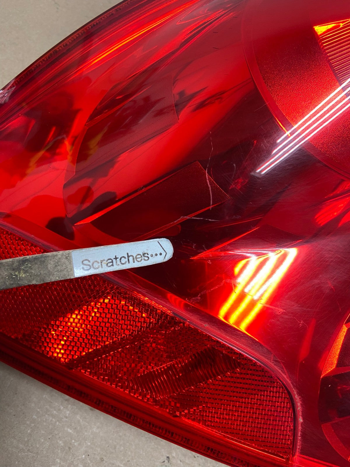 2010 to 2015 Chevrolet Equinox Left Driver Lh Side Tail Light AF4729 LK3