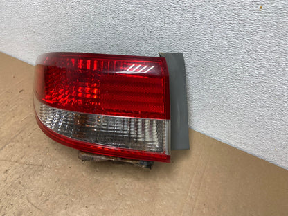 2003 to 2004 Honda Accord Sedan Left Driver Lh Side Tail light AC7267 LK1