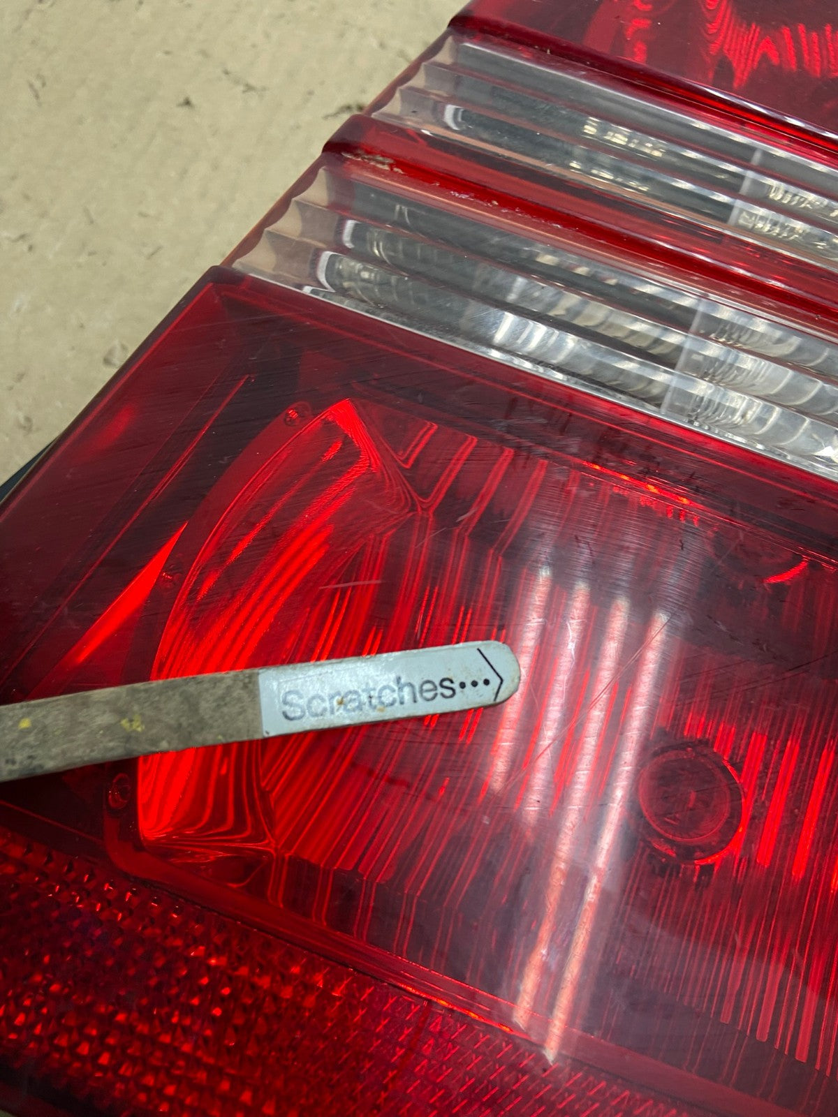 2001 2002 2003 Toyota Highlander Right Passenger RH Tail Light Oem AC4065 LK3