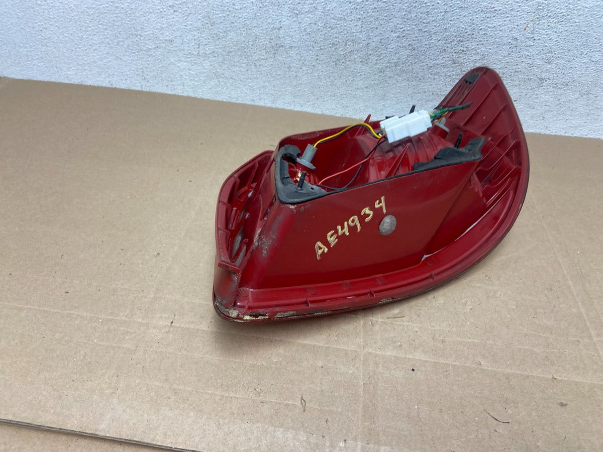 2006 to 2011 Kia Rio Sedan Left Driver LH Side Tail Light AE4934 DG5