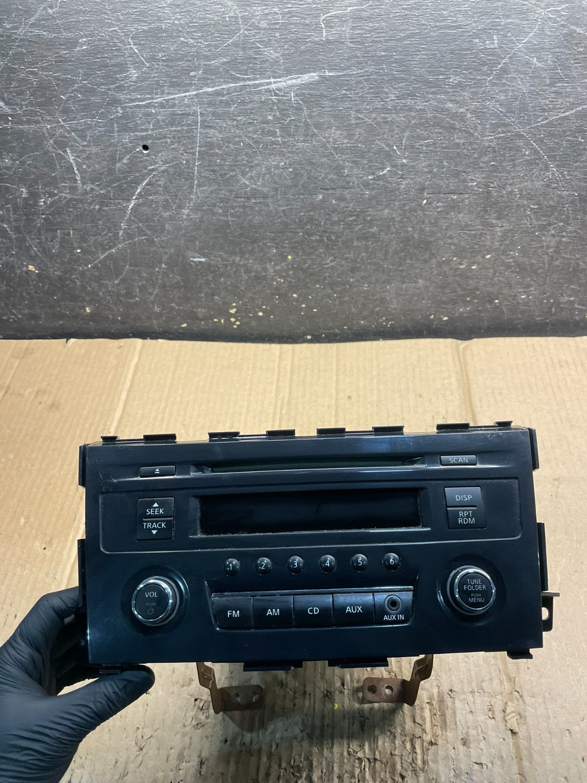 2013 to 2015 Nissan Altima Radio Cd Mp3 Player AUX Port 281853ta0g X4112 DG0