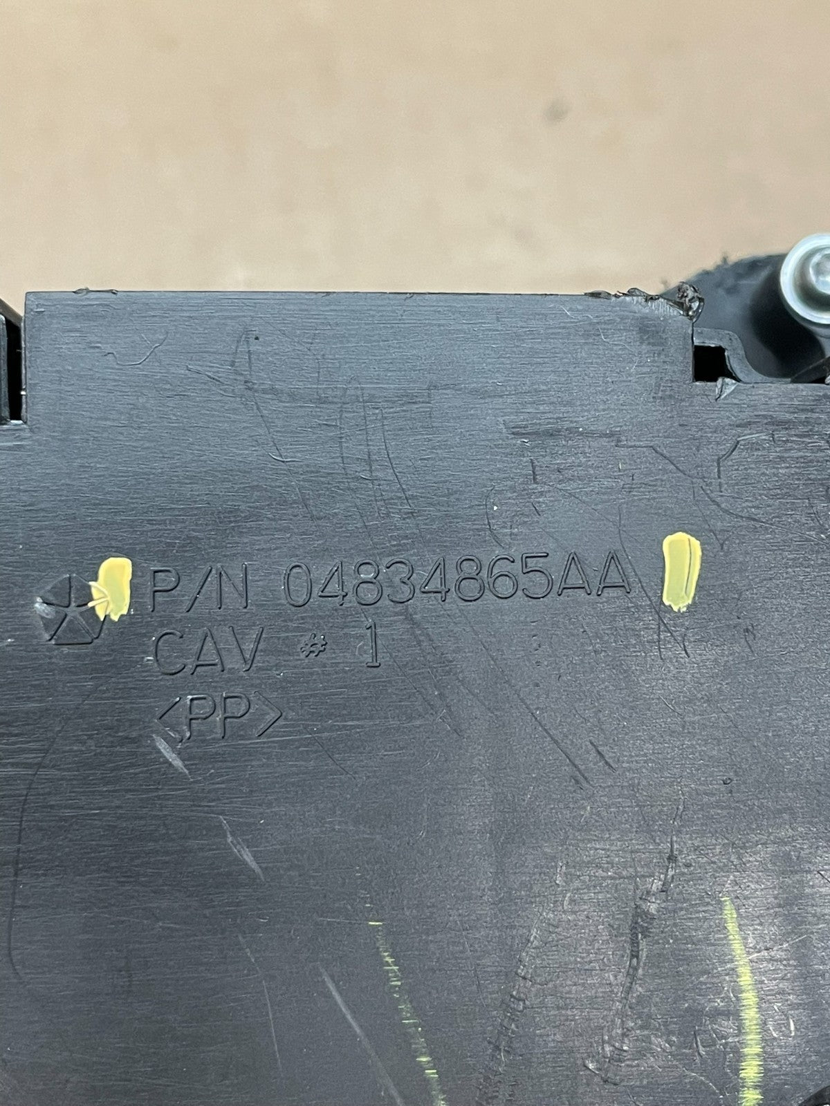 2006 Dodge Durango Speedometer Instrument Cluster Gauge AE3378 DG8