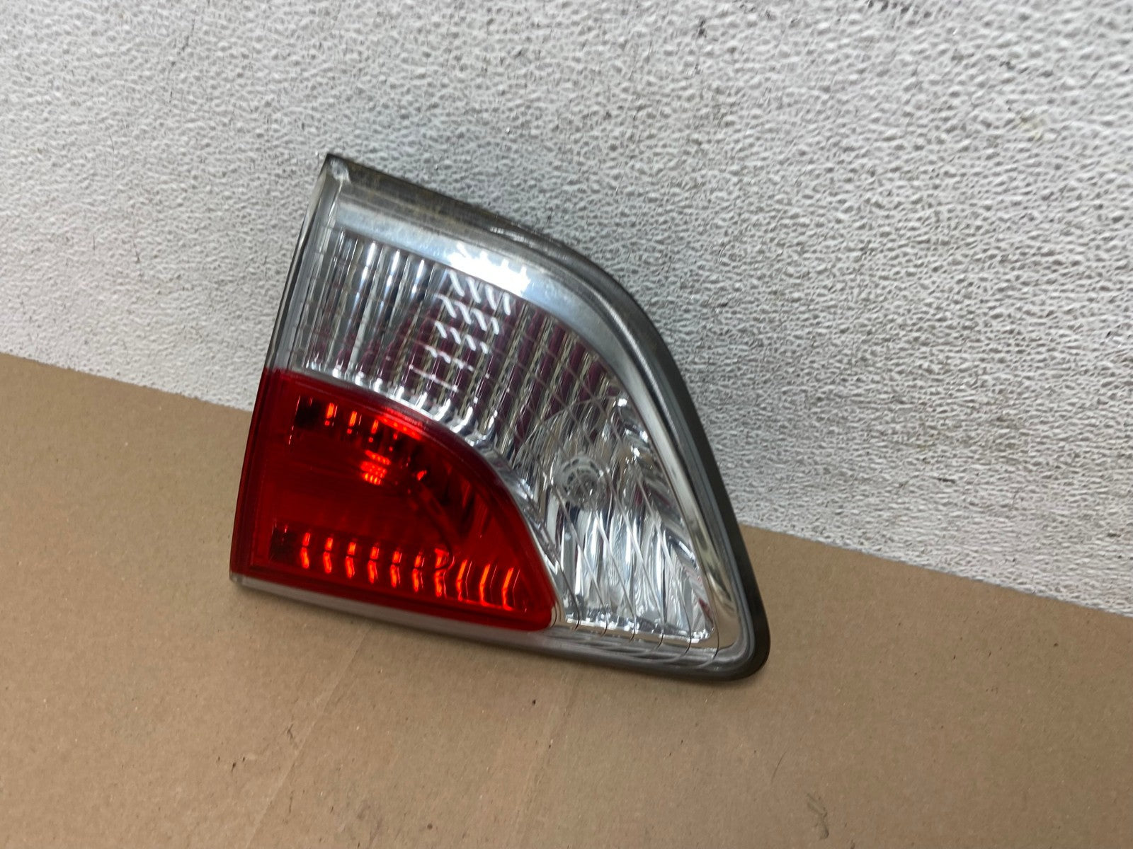 2013 to 2016 Nissan Pathfinder Right Passenger Inner Tail light AE7157 LK1