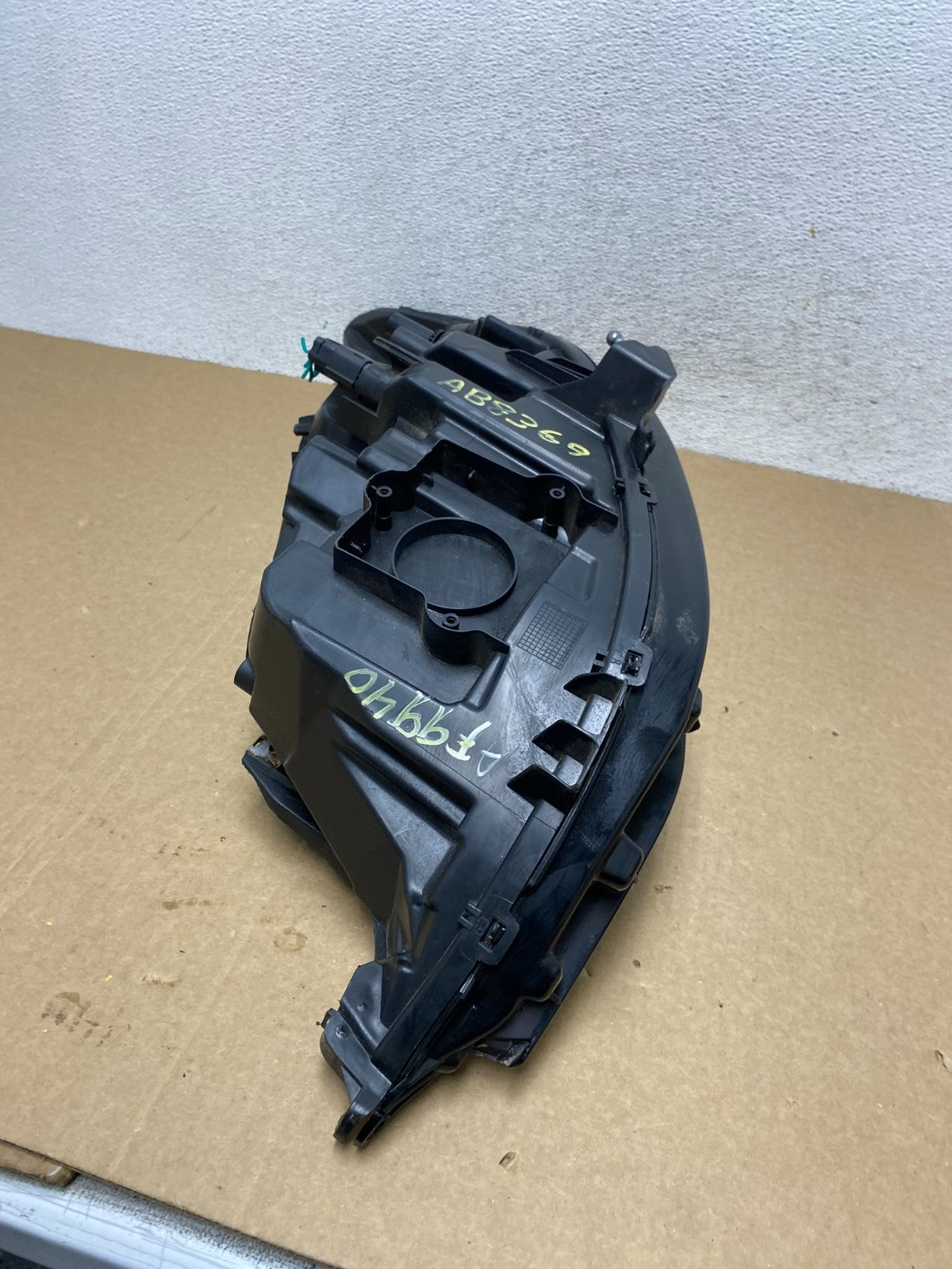 2017 - 2020 Ford Fusion Right Passenger RH Side Headlight AF9940 DG9