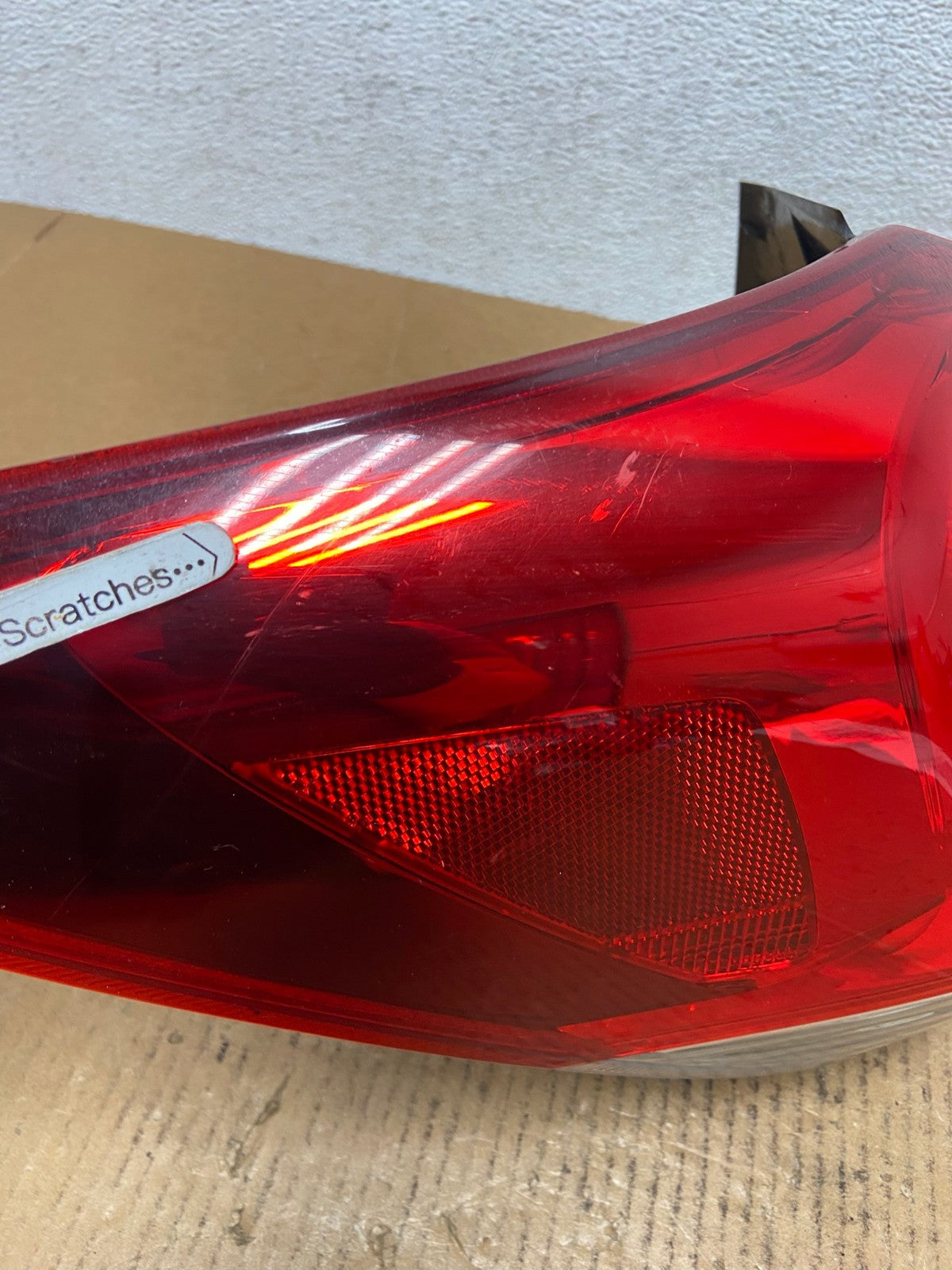 2011-2012 Toyota Avalon Left Driver LH Side Tail Light AE0413 LK3