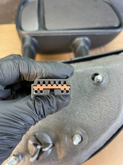 1999 to 2007 Ford F250 F350 F450 Left Driver Door View Mirror AE8355 DW5