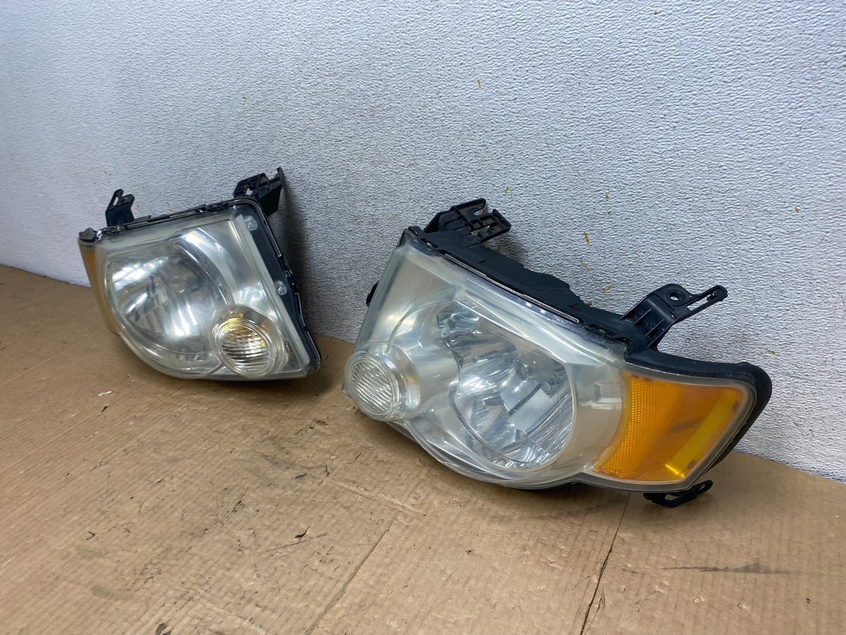 2008 to 2012 Ford Escape Headlights Left+Right Side Set Halogen AI8163 DW1