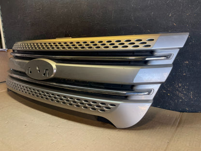 2011 to 2015 Ford Explorer Upper Front Grill Grille Oem ab3003 DG1