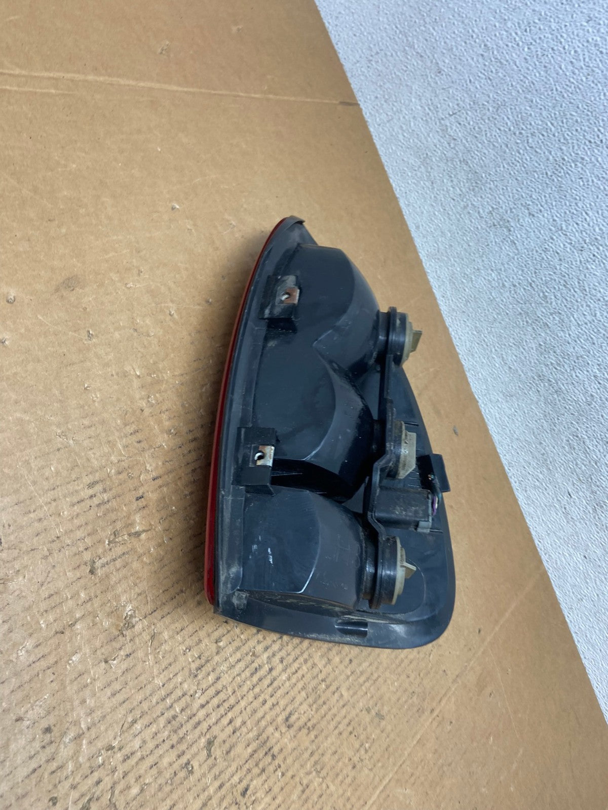 1998 to 2003 Dodge Durango Tail Light Left Driver LH Side AE0194 LK4