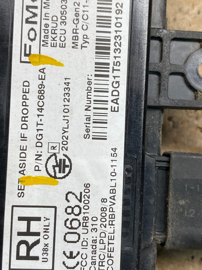 2013 to 2018 Ford Lincoln Rear Radar Blind Spot Module OEM S8816 DG4