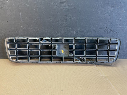 2003 to 2013 Volvo XC90 Front Upper Grill Grille AE3509 DG3