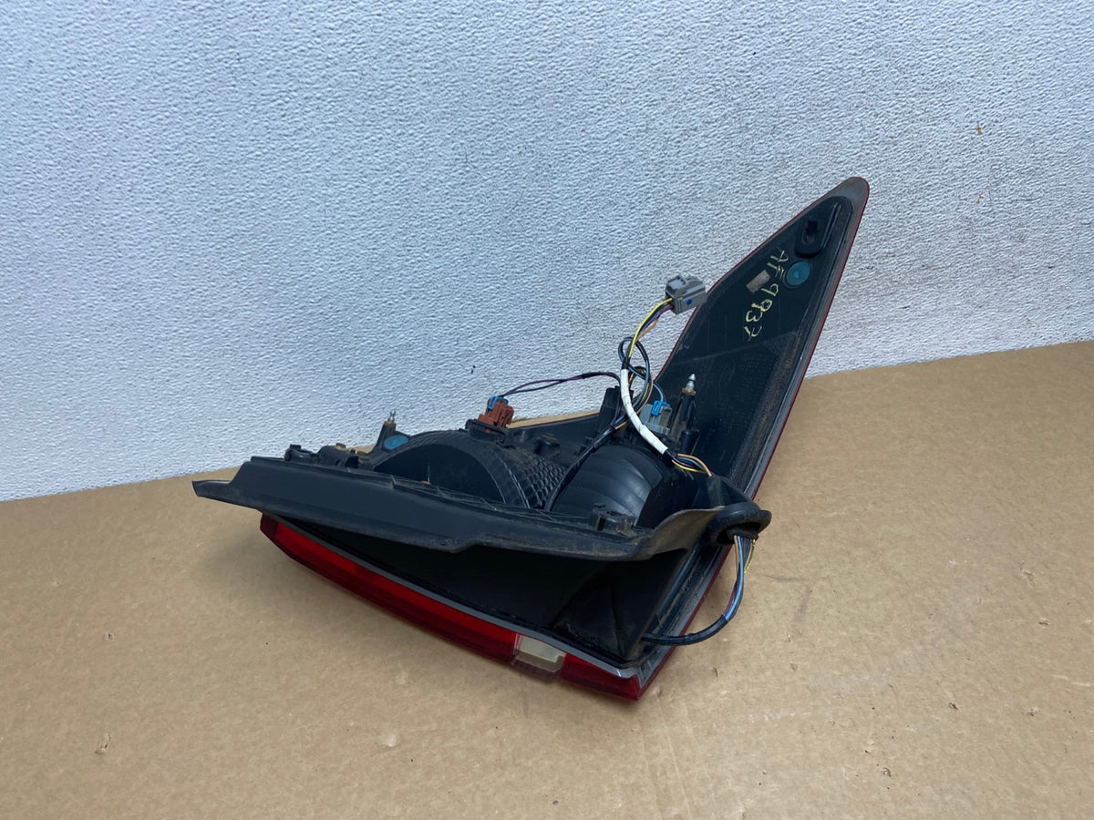 2011 2012 2013 2014 2015 Ford Explorer Right Passenger RH Tail light AF9937 LK4