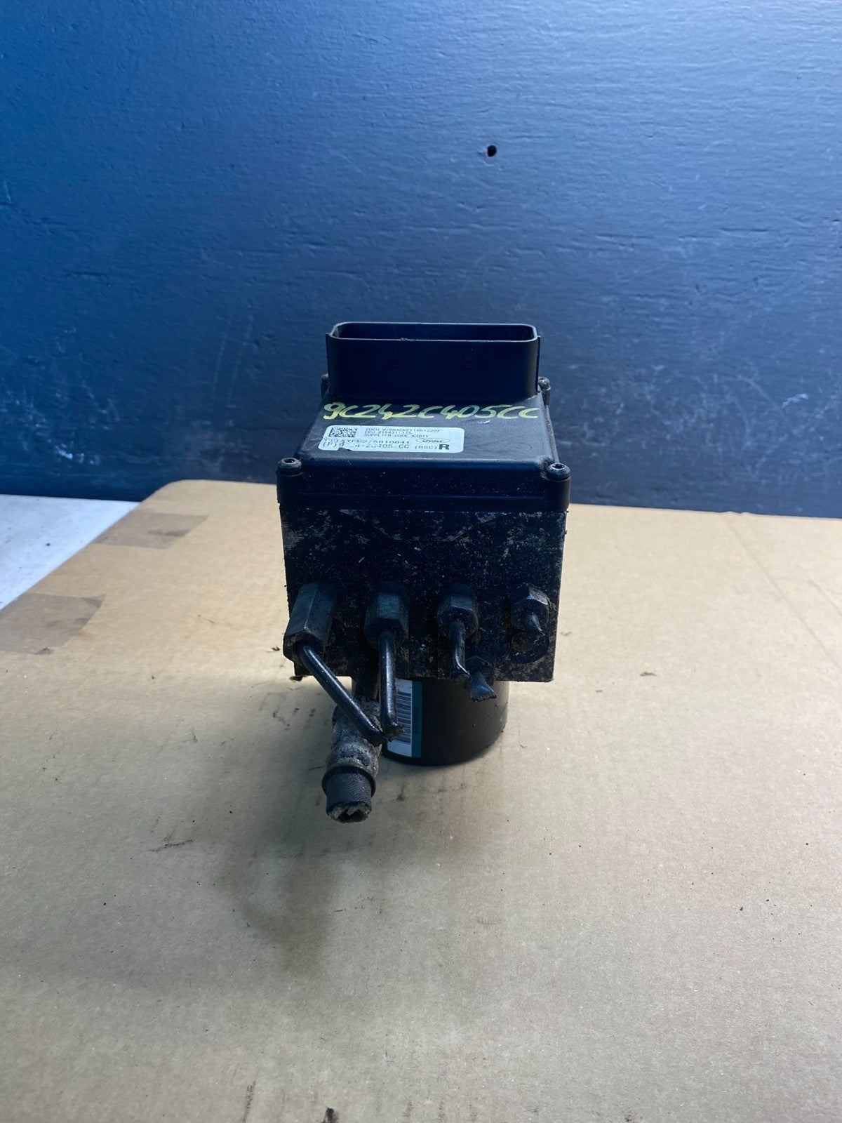 2009  Ford E-150 E150 E250 E350 ABS Anti-Lock Brake Pump Module ac0939 DG1