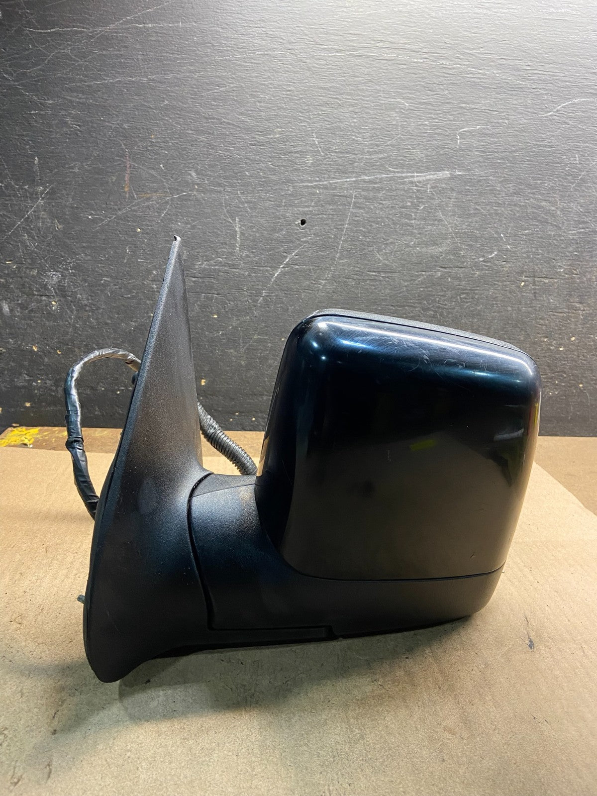 2003 to 2005 Lincoln Aviator Left Driver Side Door Heated Mirror Z5517 MS0