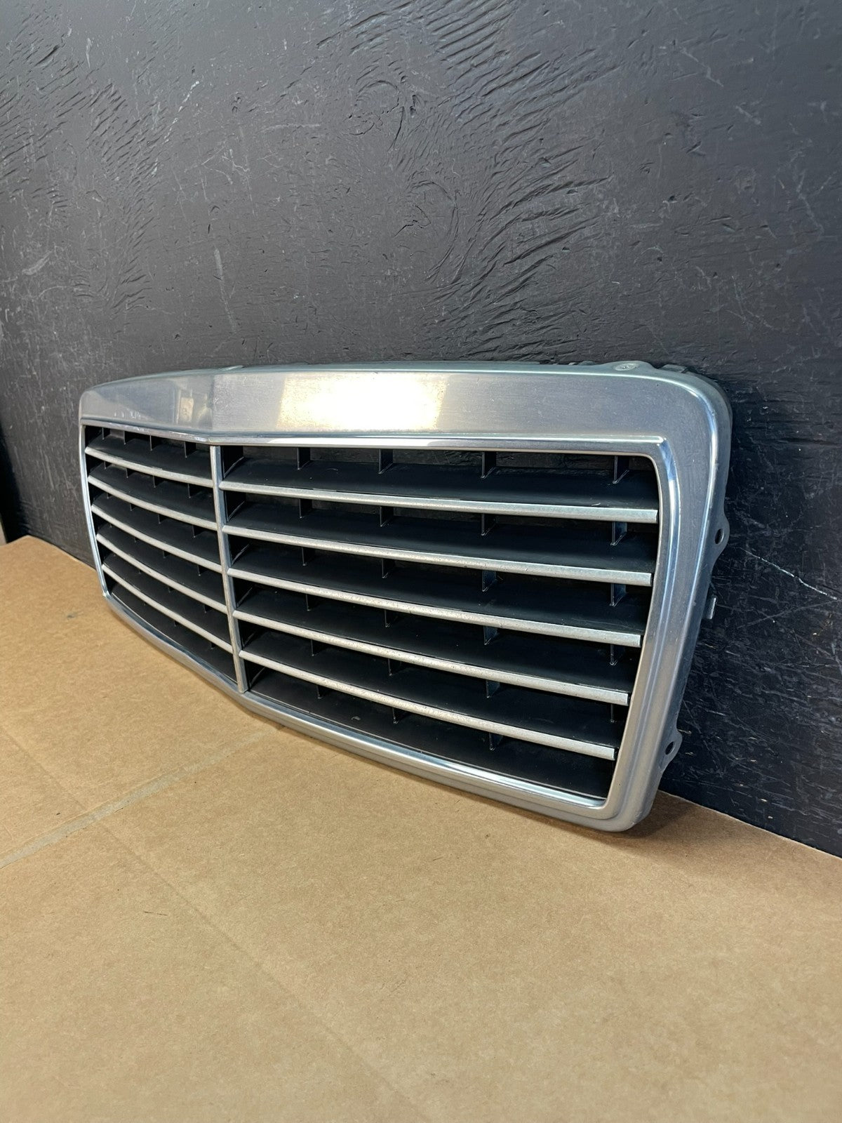 1996 to 1999 Mercedes E320 E430 Wagon Sedan W210 Front Grille Chrome AE0832 DG1