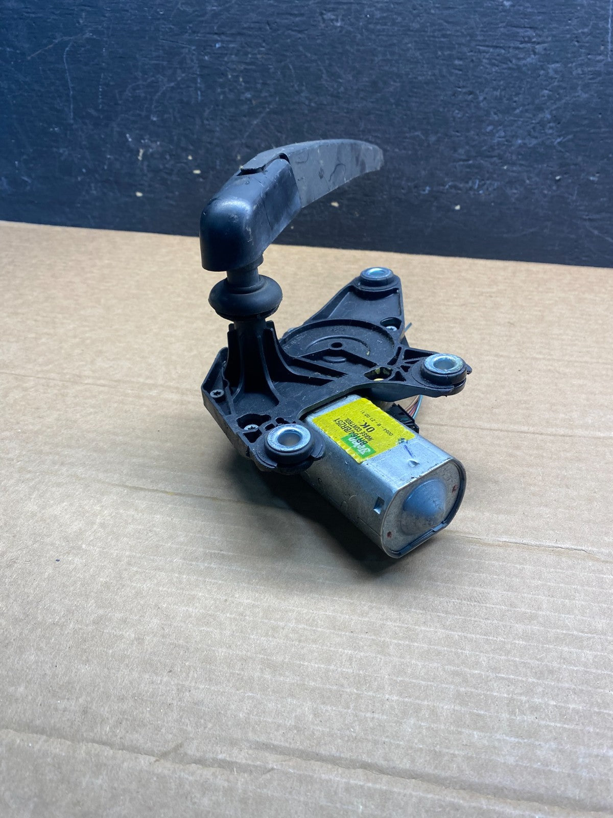 2006-2013 Mercedes GL450 ML500 R550 Rear Glass Windshield Wiper Motor AF7497 DG4
