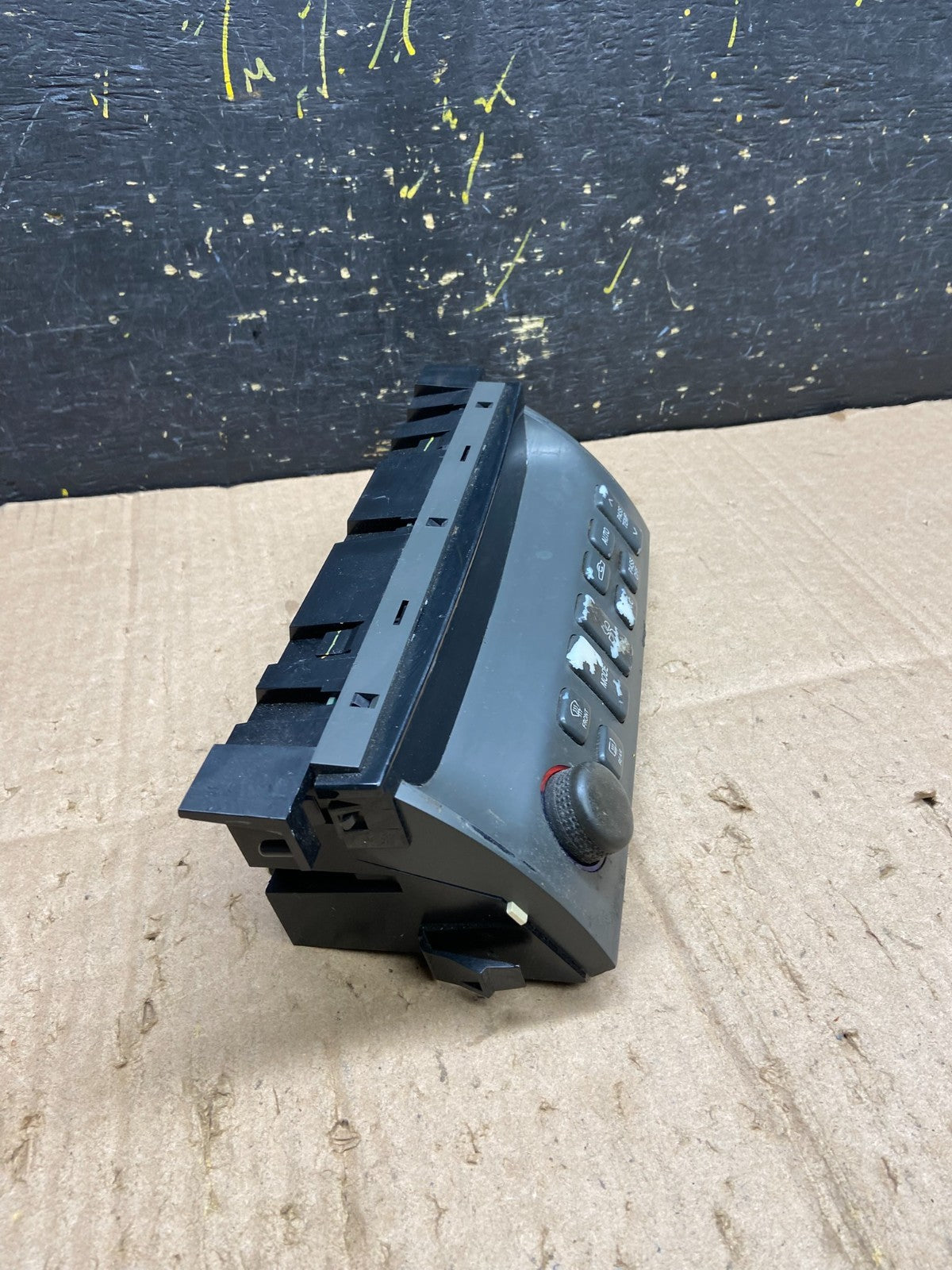 2000 to 2005 Cadillac Deville Heater Climate Control Panel AB1790 DG1