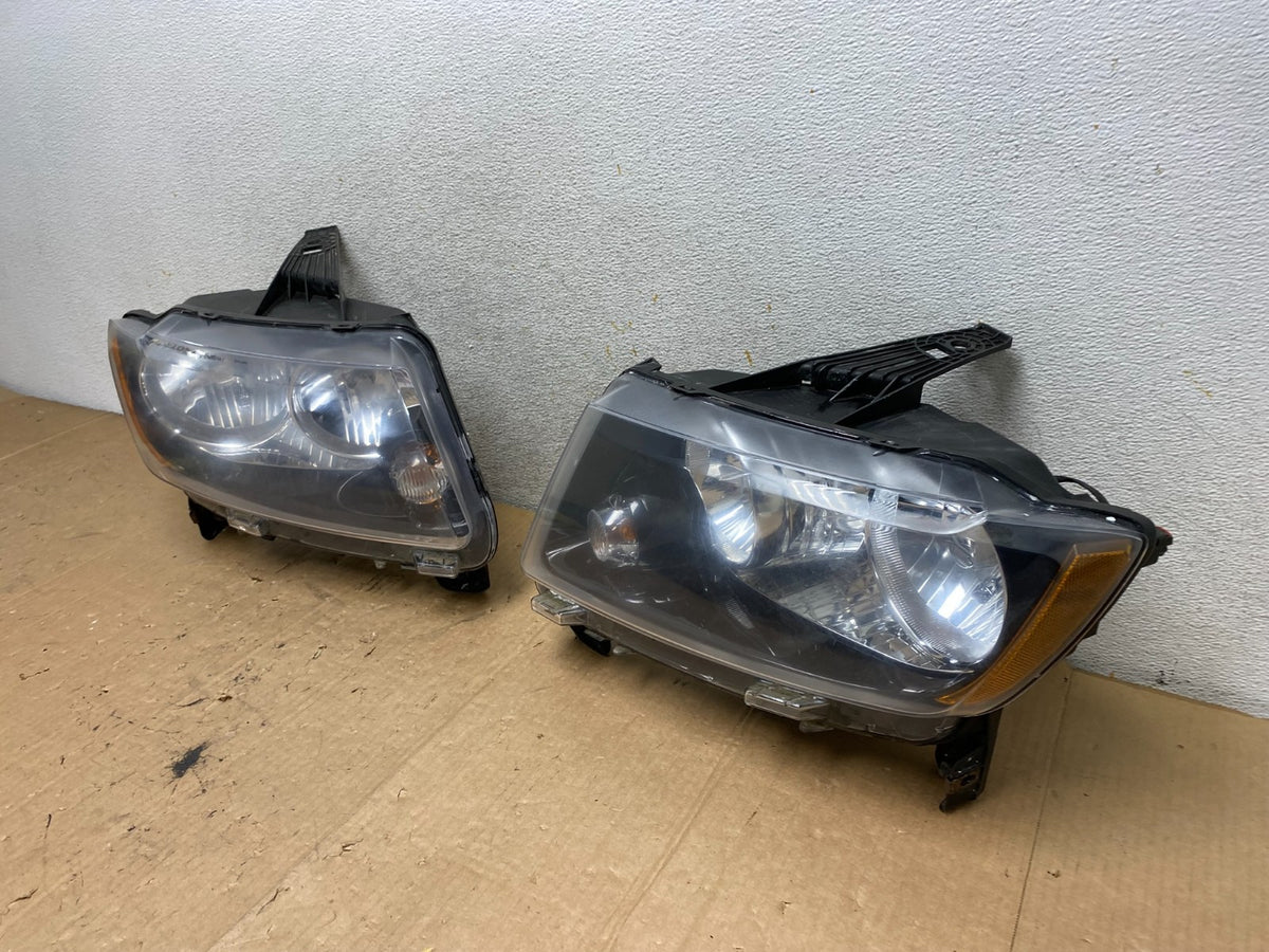 2011-2013 Jeep Grand Cherokee Left+Right Halogen Headlights AI9085 DW1