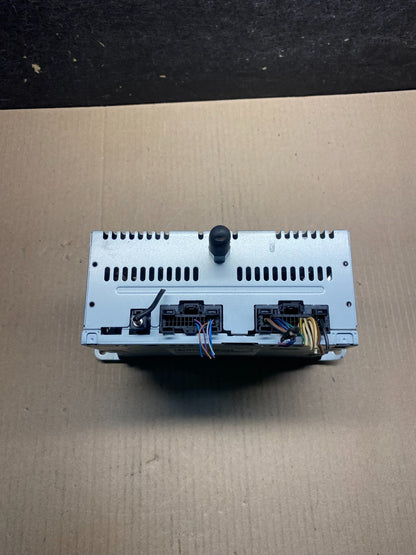 2014 to 2015 Ford Explorer Audio Equipment Radio Receiver AM FM CD AI5322 DG5