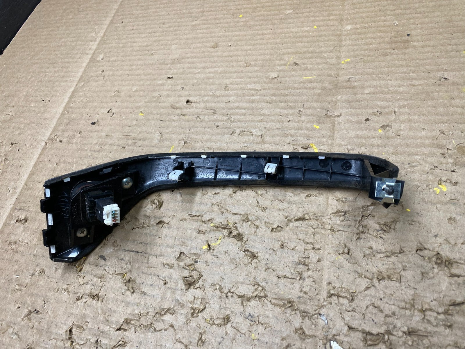 2009-2010 Nissan Murano Dash Trim Panel With Hazard Buttom Switch OEM V1731 DG4