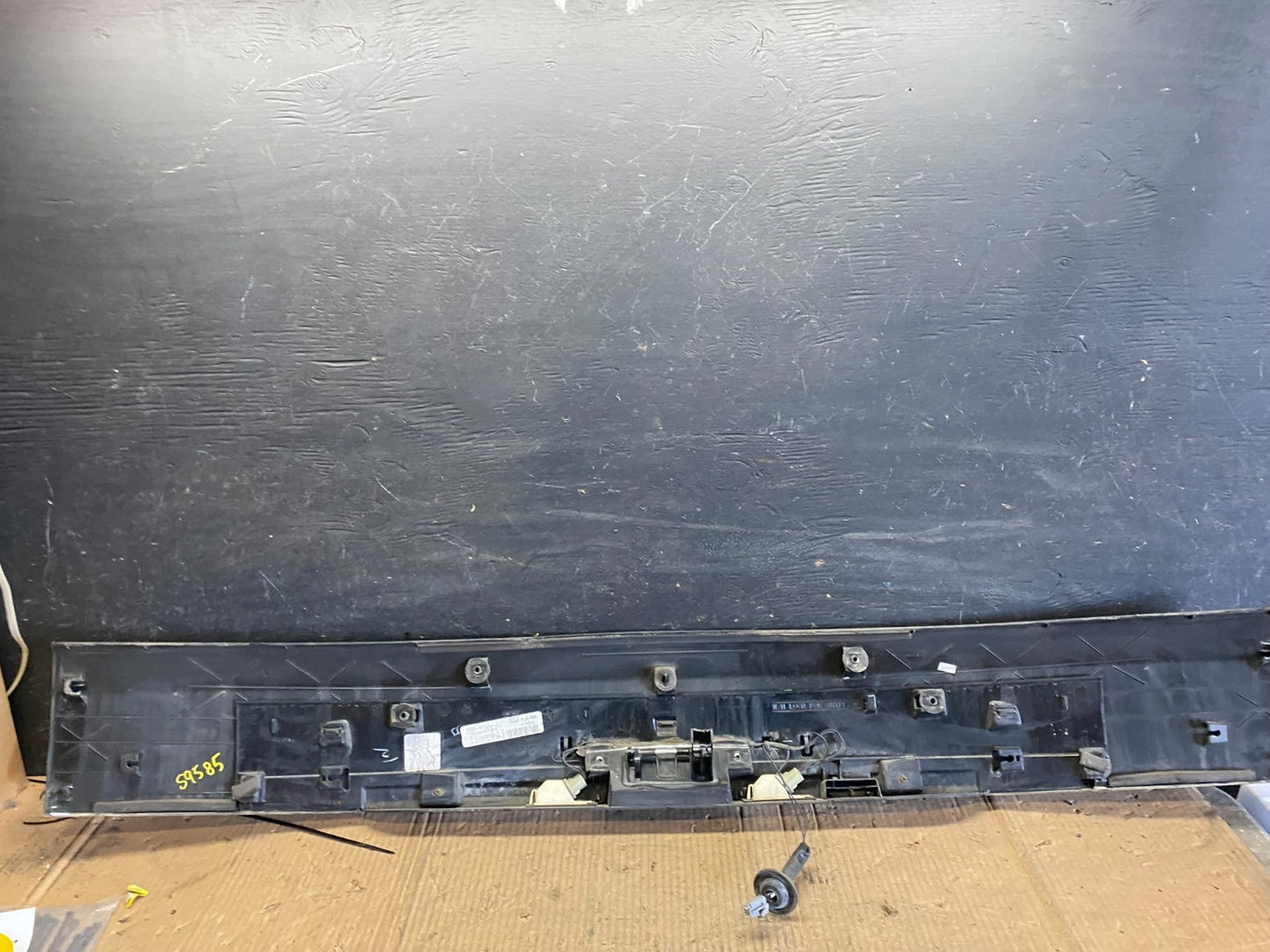 2011-2018 Dodge Grand Caravan Rear Tail Gate Trim Molding Panel OEM S9585 DG6