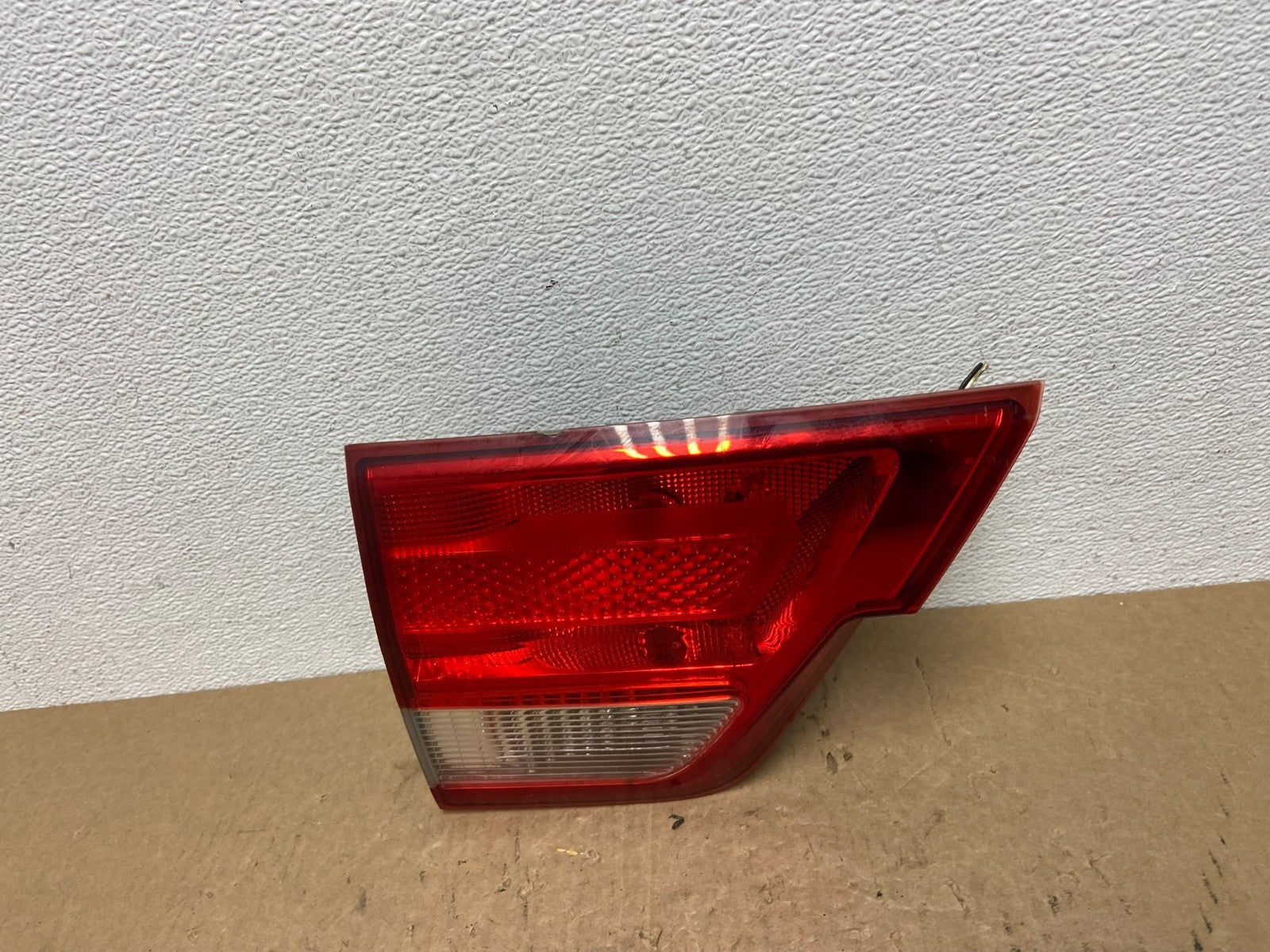 2011-2013 Jeep Grand Cherokee Left Driver Side Lh Inner Tail Light Oem AC1626 LK0
