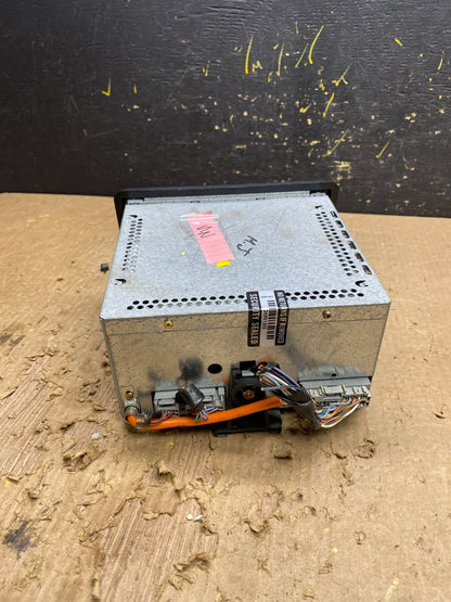 2003 - 2005 Lincoln Aviator Radio AM/FM CD Player Cassette OEM aa0030 DG4
