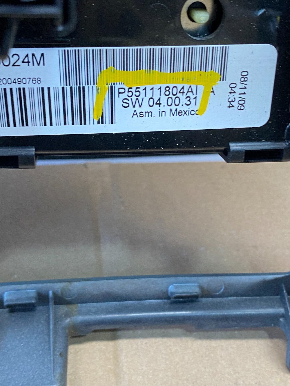 2008 - 2010 Dodge Grand Caravan Radio Bezel Climate Control Heat Heater L8944 DG6