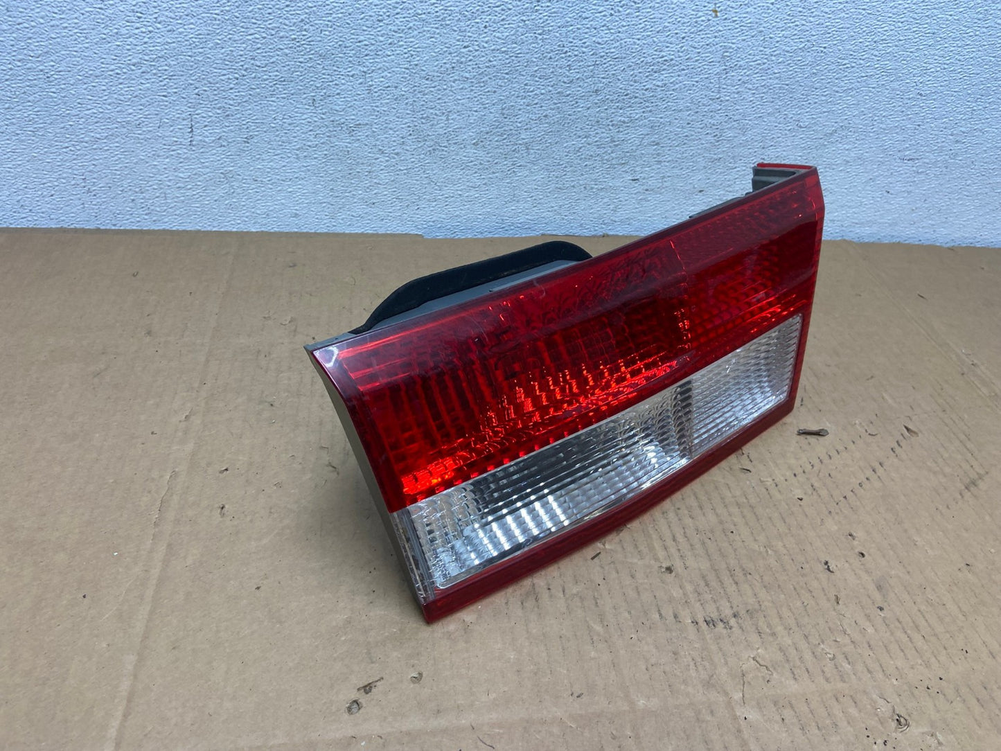 2003-2004 Honda Accord Sedan Left Driver LH Inner Tail Light AD0923 LK2