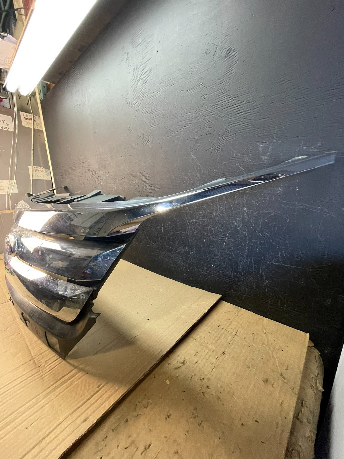 2010 2011 2012 Ford Fusion Front Upper Chrome Grill Grille AC9731 DW1