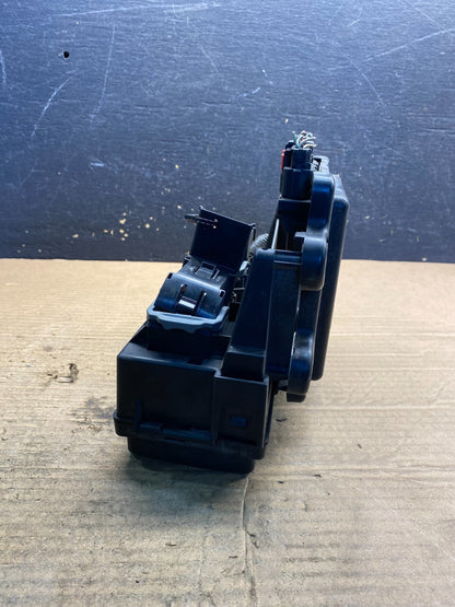 2006 Jeep Grand Cherokee Integrated Power Fuse Box 04692085ab aa7208 DG3