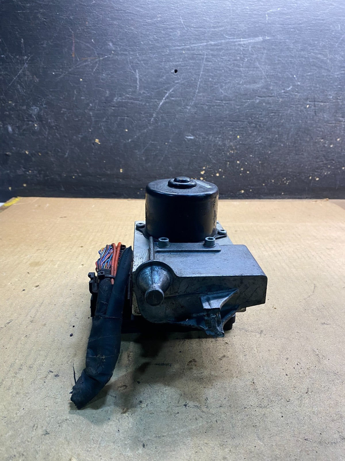 2005 to 2009 Mercedes W203 C230 CLK350 ABS Anti Lock Brake Pump Module z2392 DG1