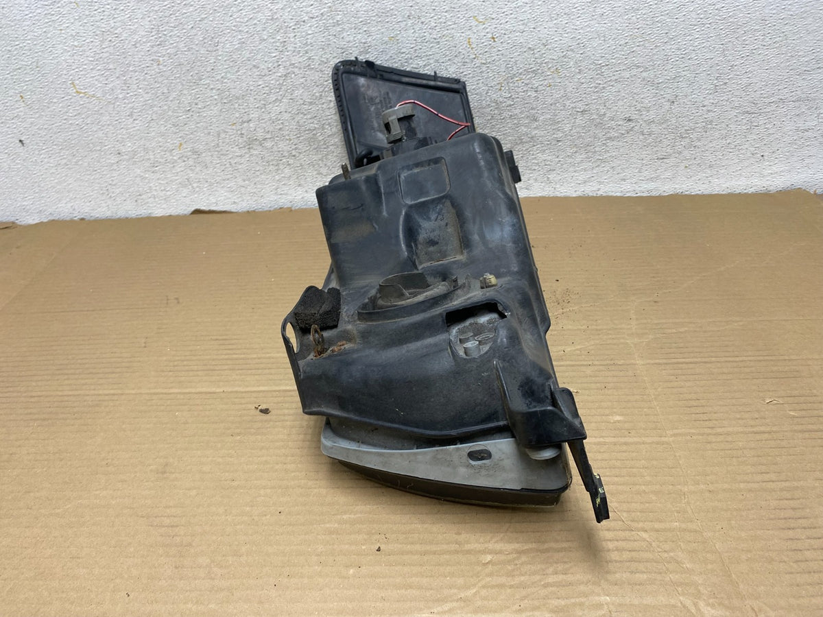 1990 to 1994 Lexus LS400 Right Passenger Side Halogen Headlight OE AH2386 DG7