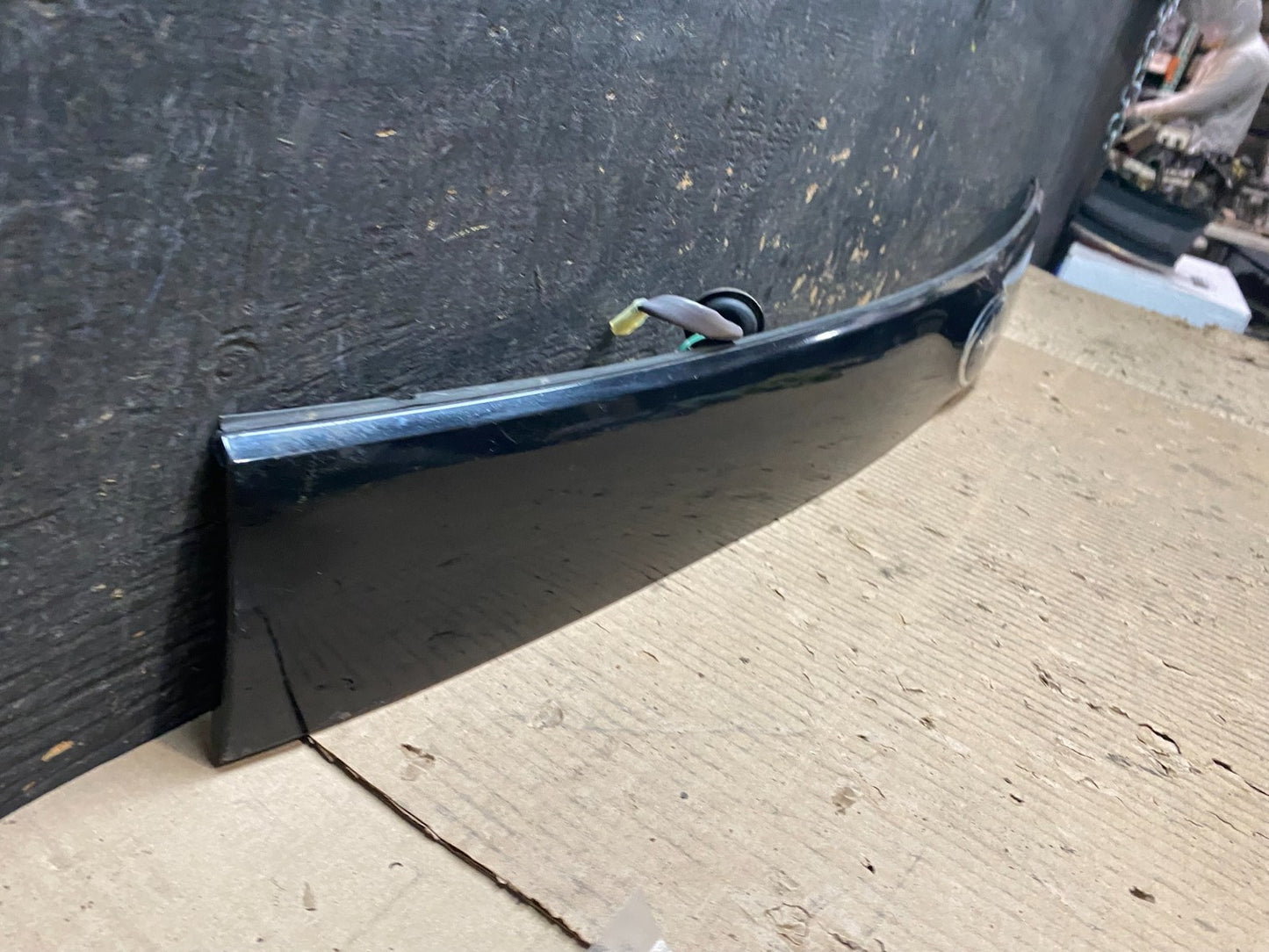 2009 - 2013 Subaru Forester  Liftgate Tailgate Trunk Trim Molding W6106 DG2