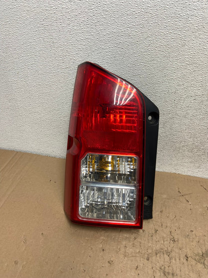 2005 to 2012 Nissan Pathfinder Tail light Left Driver Lh Side AF4309 LK0