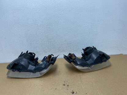 2001 - 2004 Ford Escape Headlights Left+Right Halogen AG2047 DW6
