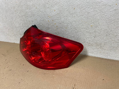 2007 to 2013 Infiniti G35 G37 Sedan Right Passenger Rh Tail Light AH5799 LK2