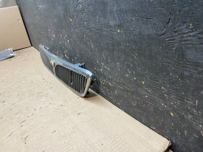 1999 Infiniti G20 Front Upper Grill Grille OEM X7901 DG1