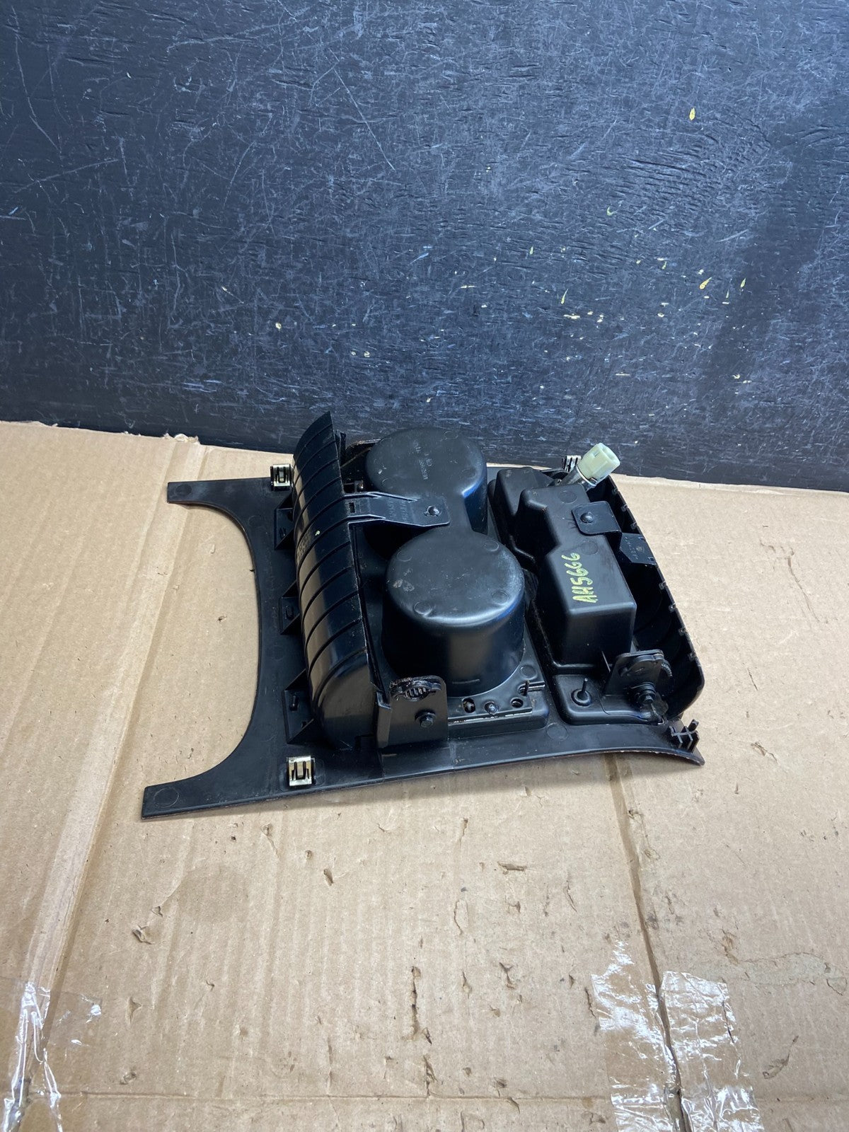 2007-2014 Cadillac Escalade Floor Center Console Cup Holder Trim Bezel ah5666 DG4