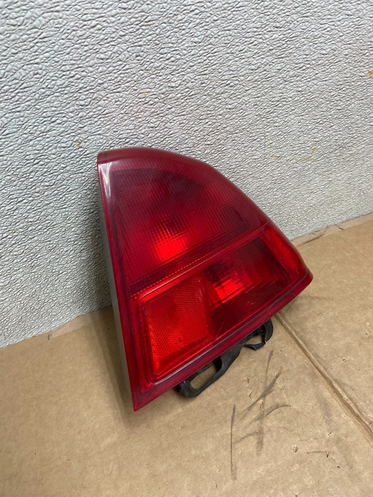 2001 2002 Honda Civic Sedan Right Passenger Rh Side Tail Light AA1278 DW2