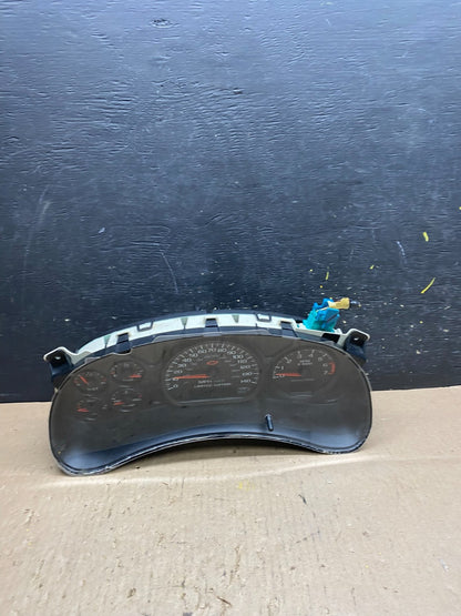 2000 to 2005 Chevrolet Monte Carlo Speedometer Cluster Gauge T5835 DG0